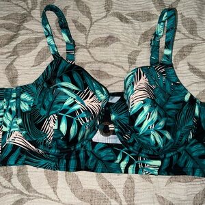 Green underwire bikini top